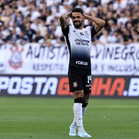 Raniele, do Corinthians, durante partida contra o Juventude