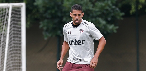 Diego Souza continua na mira do Vaso, mas conta com o apoio de Raí para ficar no São Paulo - Marcello Zambrana/AGIF