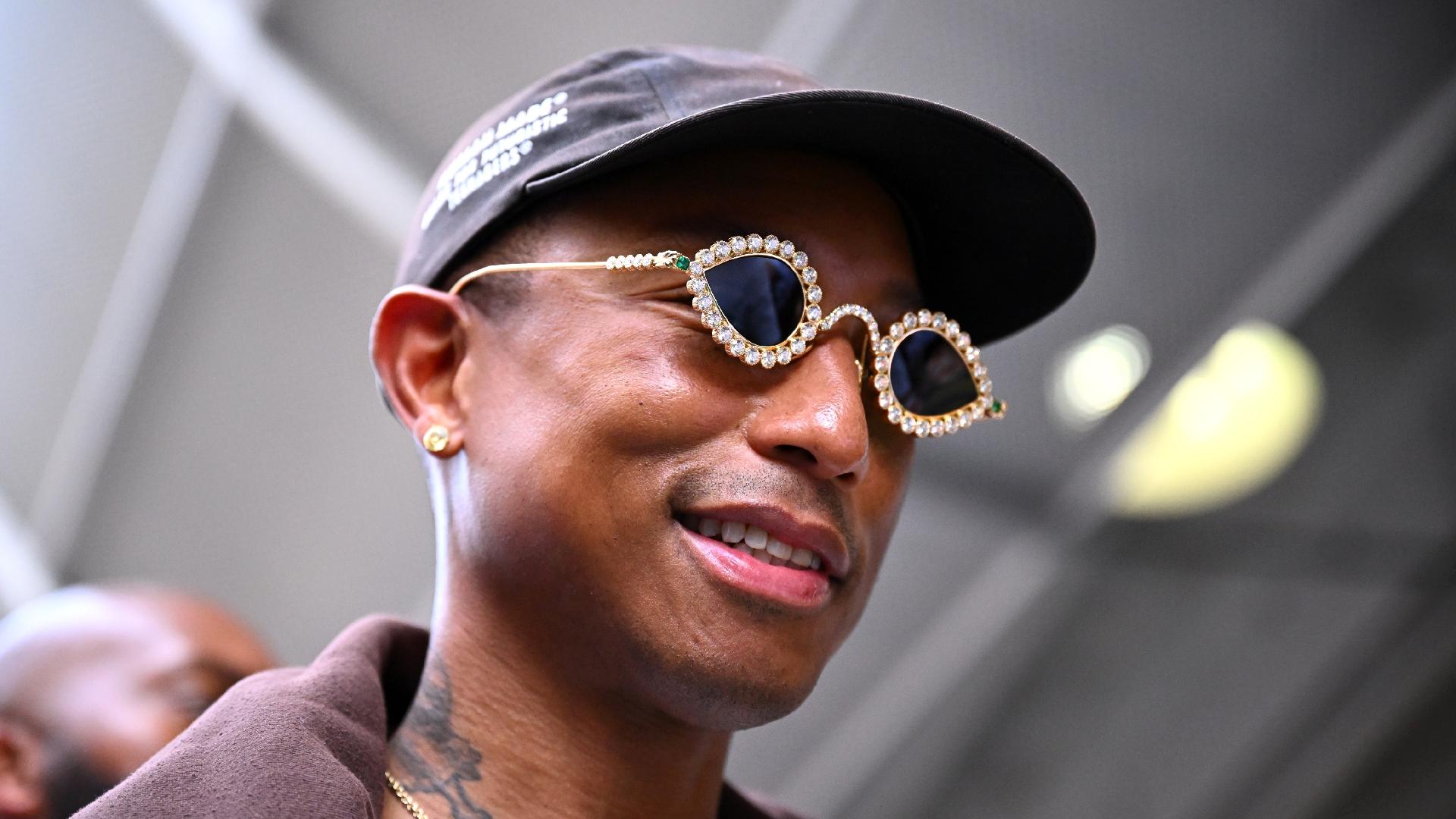 Pharrell Williams no paddock do GP de Miami - Clive Mason - Formula 1/Formula 1 via Getty Images