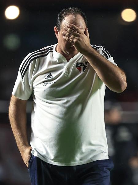 São Paulo: por que reforço pedido por Ceni virou problema e não solução