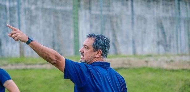 Rival do Corinthians quase foi para o Vasco e dirigiu 13 times.