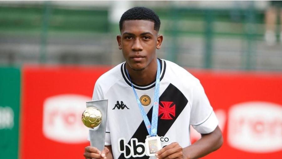 Atacante Rayan tem 15 anos e soma 12 gols em 10 jogos pelo sub-17 do Vasco da Gama nesta temporada - Rafael Ribeiro / Vasco