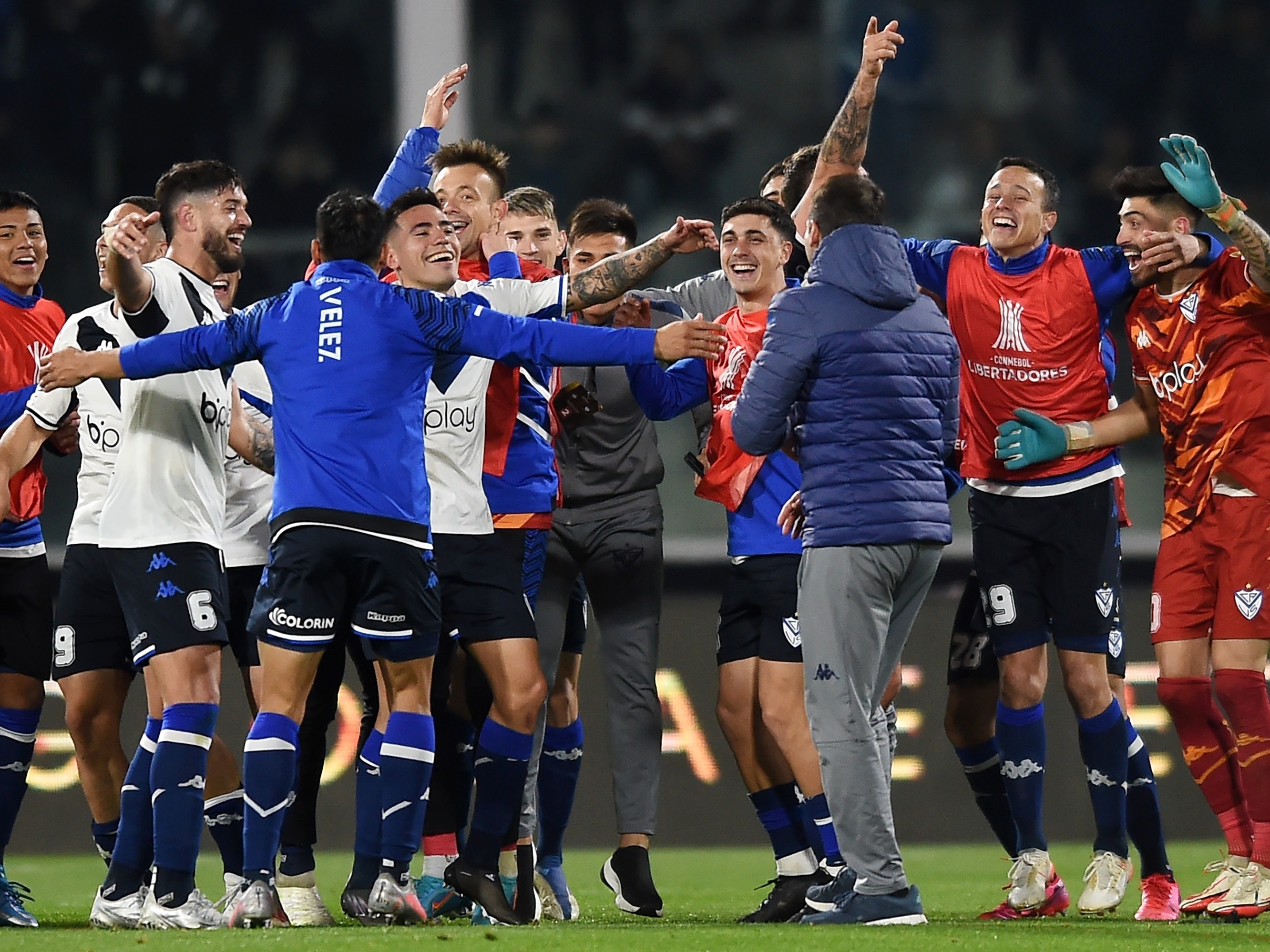 TALLERES X VÉLEZ AO VIVO - LIBERTADORES DA AMÉRICA DIRETO DE CÓRDOBA -  QUARTAS DE FINAL 