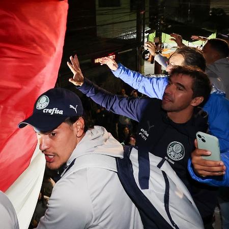 Abel Ferreira e Gustavo Gomez no trio elétrico durante comemoração do título brasileiro do Palmeiras - Cesar Greco/Palmeiras