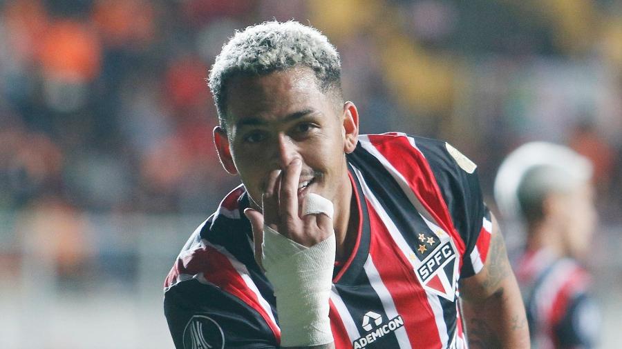 Luciano comemora gol do São Paulo sobre o Cobresal em confronto da Libertadores