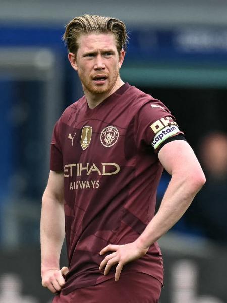 De Bruyne em ação durante Everton x Manchester City, duelo do Campeonato Inglês - Paul ELLIS / AFP