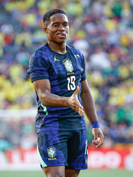 Endrick comemora gol da seleção brasileira contra o Egito em Cleveland (EUA)