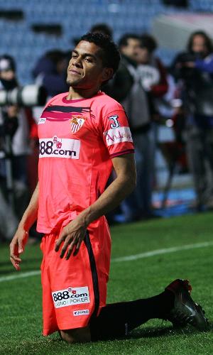 Daniel Alves disputou 246 jogos pelo Sevilla, em cinco temporadas, com 16 gols marcados e cinco títulos conquistados