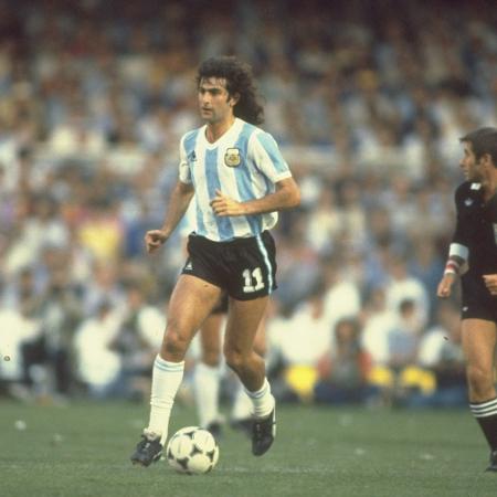 Mario Kempes foi decisivo no título da Argentina na Copa de 1978 com 6 gols em 7 jogos  - Steve Powell/Getty Images