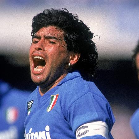 Maradona em ação pelo Napoli - Dave Cannon /Getty Images