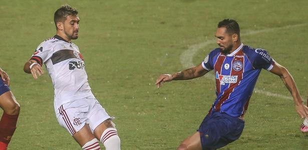 Isla revela conversa com Vidal sobre o Flamengo e se coloca à disposição de  Dome para estrear contra o Santos, flamengo