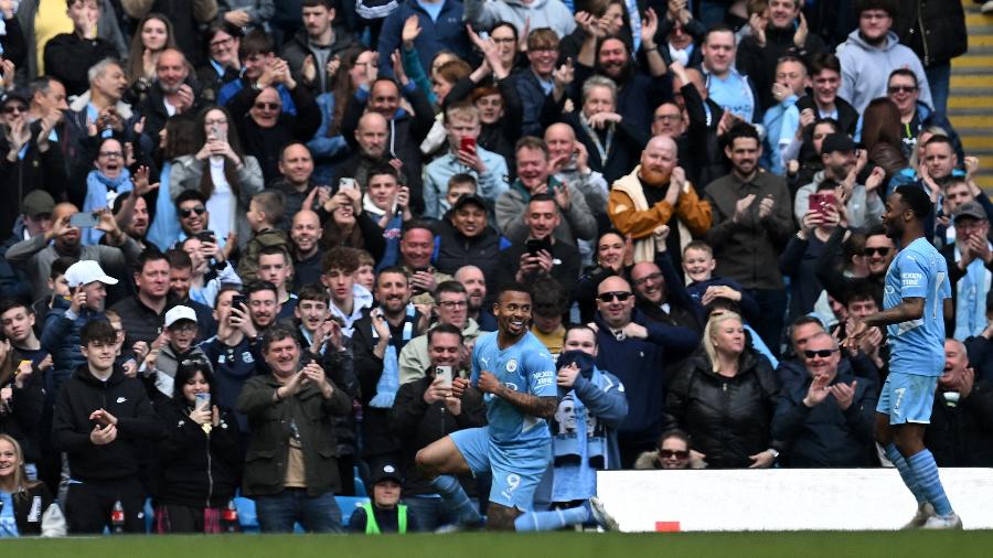 Gabriel Jesus comemora gol marcado pelo Manchester City contra o Watford - Paul Ellis/AFP