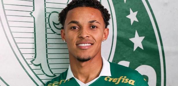 Lázaro é aprovado no BID e aguarda inscrição no Paulistão para atuar pelo Palmeiras.