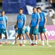 Sele&ccedil;&atilde;o faz atividade antifuso na Austr&aacute;lia com apenas 11 em campo