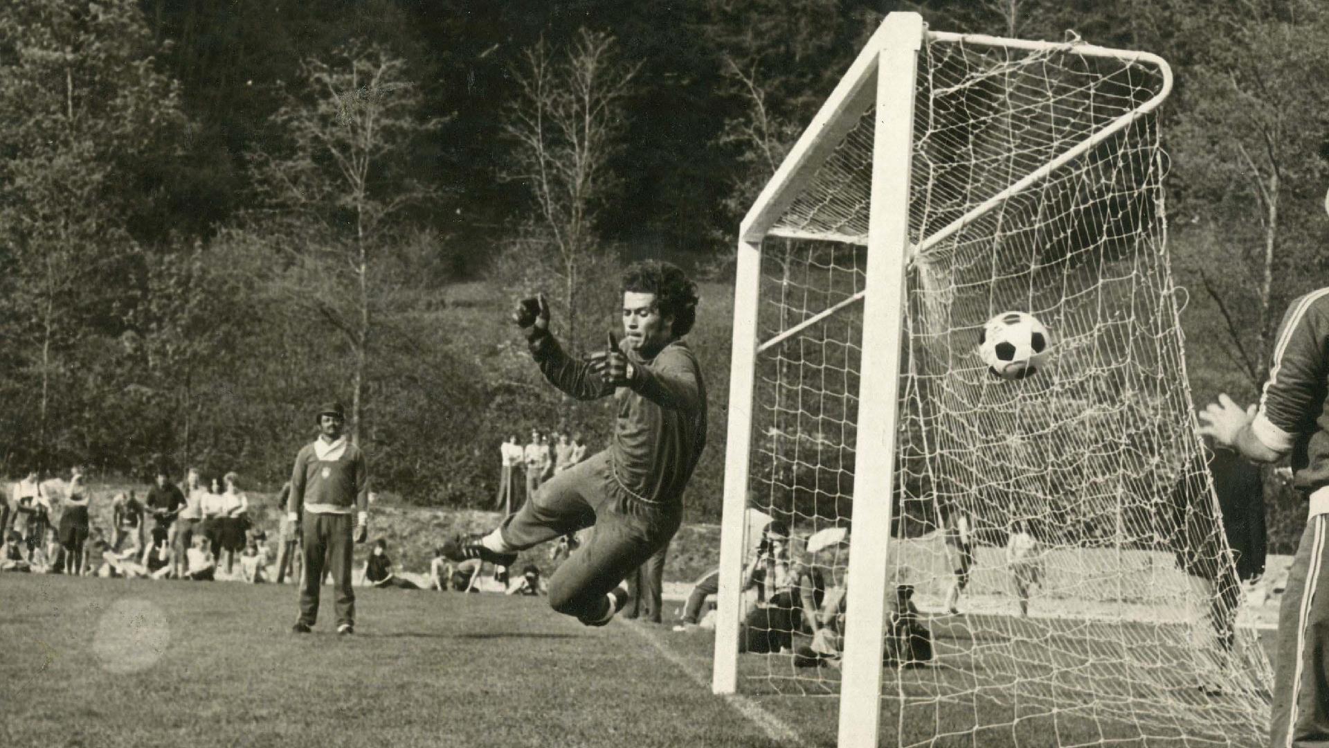 Emerson Leão em treinamento da seleção brasileira para a Copa do Mundo de 1974, na Alemanha