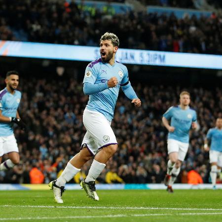 Aguero comemora gol pelo Manchester City em partida contra o Sheffield United - Reuters/Andrew Boyers