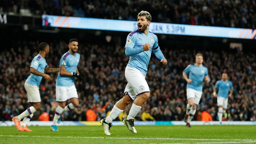 Aguero comemora gol pelo Manchester City em partida contra o Sheffield United - Reuters/Andrew Boyers