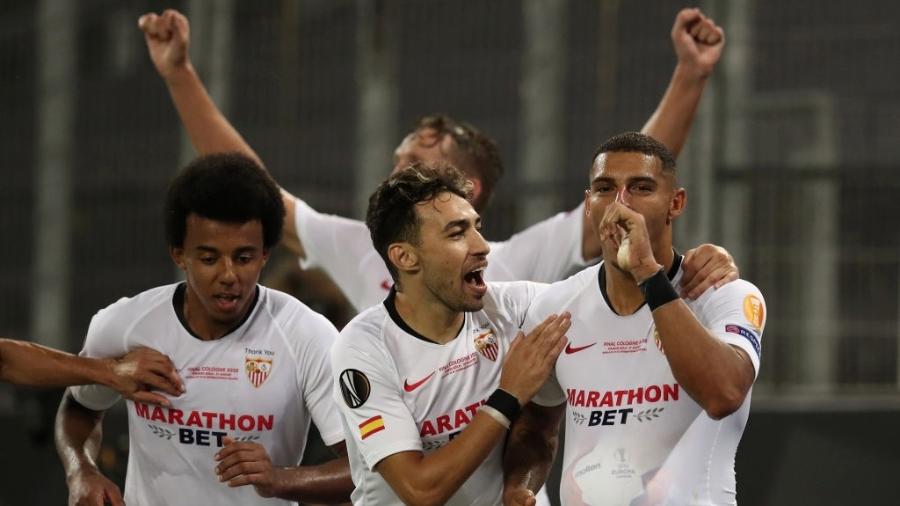 Atual campeão da Liga Europa, Sevilla é um dos clubes que estampam sites de apostas na Espanha - Alexander Hassenstein - UEFA/UEFA via Getty Images