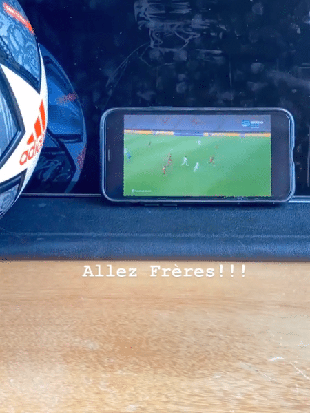 Daniel Alves assiste jogo da Liga dos Campeões entre PSG e Bayern de Munique - Instagram