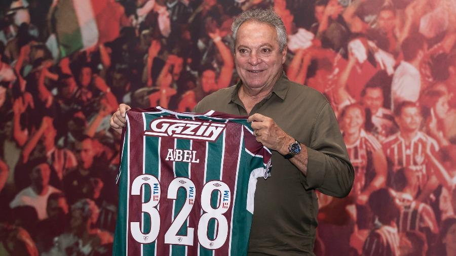 Abel Braga acertou retorno ao Fluminense para a temporada 2022 - Divulgação
