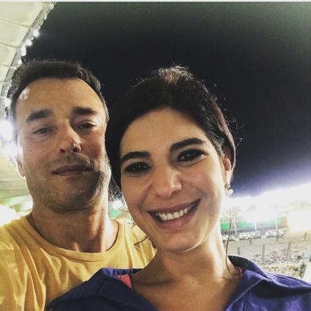 André Rizek e Andreia Sadi, durante Brasil x Chile, no Maracanã - Reprodução/Instagram