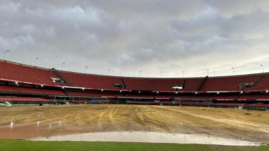 O São Paulo removeu o gramado do estádio do Morumbi - Eder Traskini/UOL