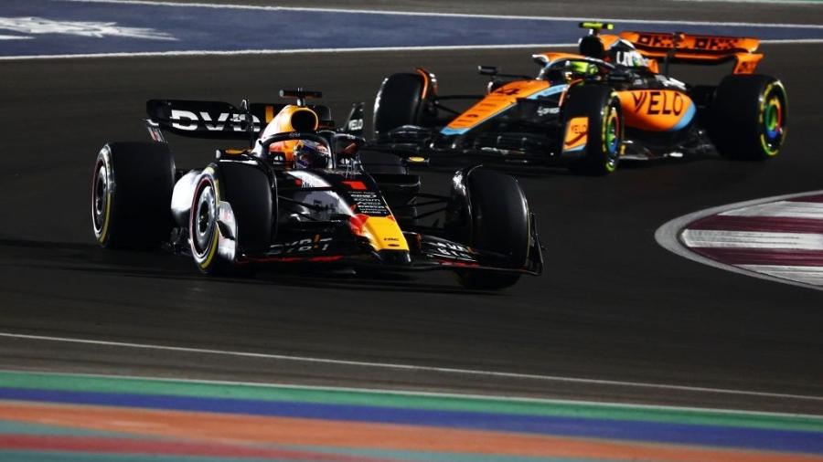 Max Verstappen, da Red Bull, durante corrida sprint do GP do Qatar na Fórmula 1