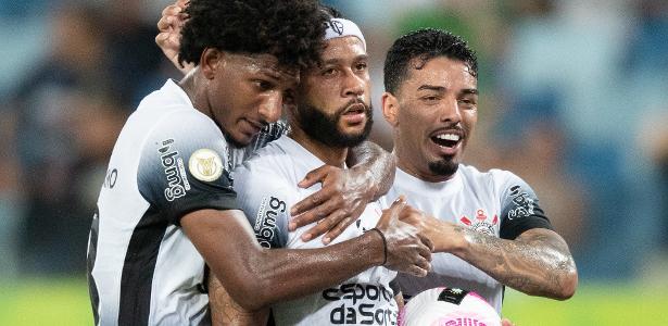 Corinthians encontra em Memphis um respiro de criatividade no time.