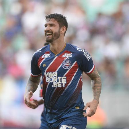 Everaldo comemora gol marcado pelo Bahia contra o Porto-BA pelo Campeonato Baiano Everaldo comemora gol marcado pelo Bahia contra o Porto-BA pelo Campeonato Baiano