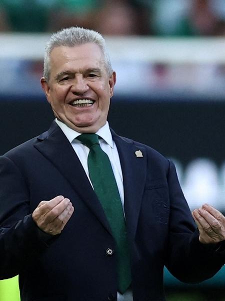 Javier Aguirre, técnico do México, durante jogo contra a Coreia do Sul na Copa do Mundo