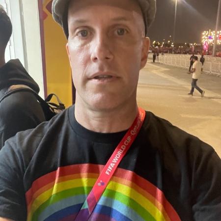 Grant wore a shirt with a rainbow in Qatar - Reproduction - Reproduction