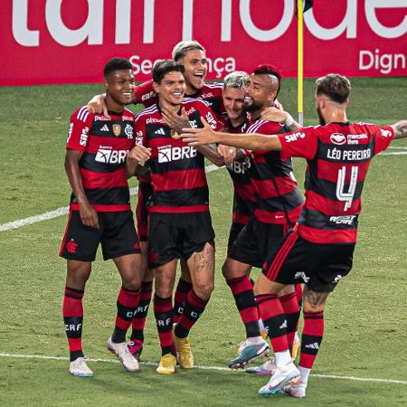 Lance - FLAMENGO LIDERA COM FOLGA LISTA DE ELENCOS MAIS CAROS