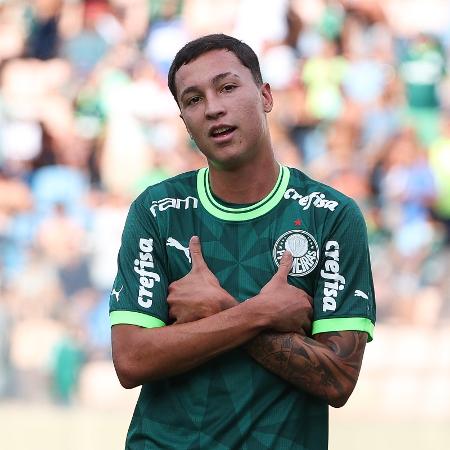 Thalys é o camisa 9 do time sub-20 do Palmeiras e tem chamado a atenção de Abel Ferreira