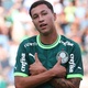 Sacado da Copinha, Thalys mira estreia no profissional do Palmeiras