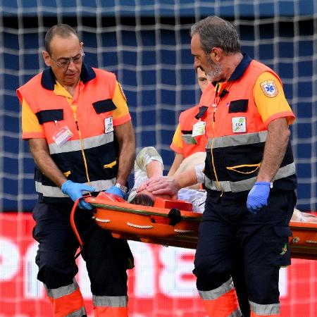 Ter Stegen, do Barcelona, sofreu grave lesão no joelho durante a partida contra o Villareal - David Ramos/Getty