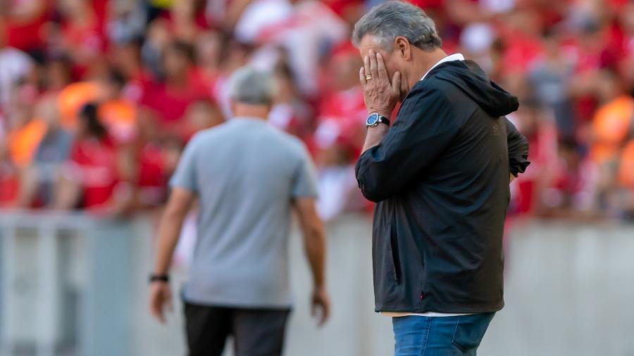 Abel Braga entregará o cargo no Flamengo na tarde de hoje - Jeferson Guareze/Agif