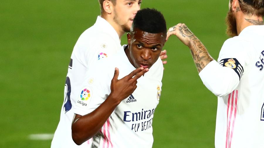 Vinicius Junior comemora gol do Real Madrid contra o Real Valladolid - REUTERS/Sergio Perez