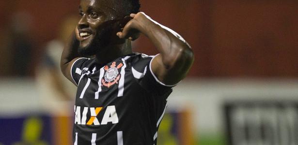 Stiven Mendoza fecha contrato com clube mexicano após passagem por Corinthians e Santos