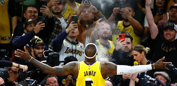 LeBron James vira maior cestinha da NBA em jogo entre Lakers e OKC 