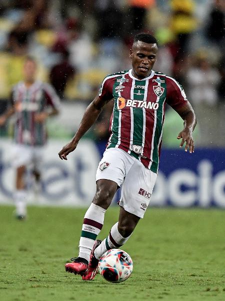 Jhon Arias durante a final entre Fluminense e Flamengo no Campeonato Carioca - THIAGO RIBEIRO/AGIF - AGÊNCIA DE FOTOGRAFIA/ESTADÃO CONTEÚDO