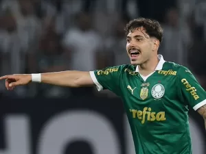 Como Abel Ferreira pode escalar o Palmeiras após a lesão de Mauricio?