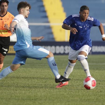 Cruzeiro x Real Brasília, pela Copinha