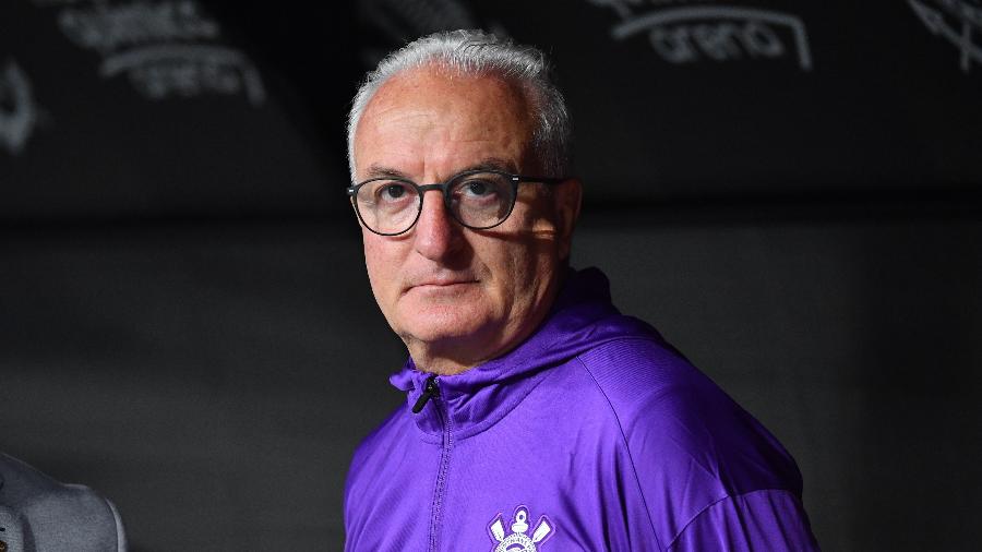 Dorival Júnior comanda o Corinthians - ROBERTO CASIMIRO/FOTOARENA/FOTOARENA/ESTADÃO CONTEÚDO