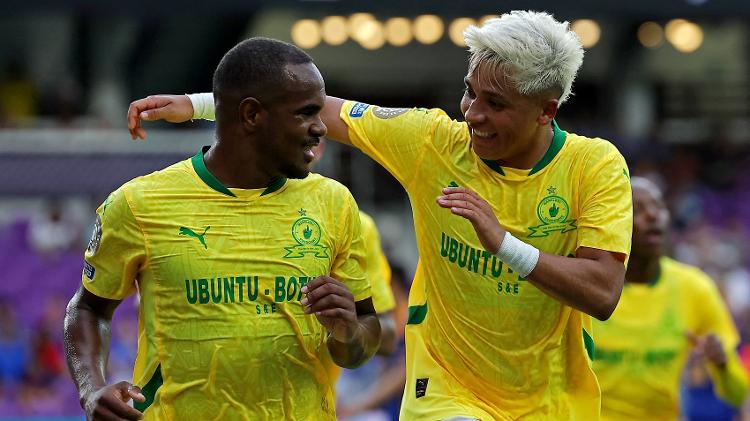 Rayners comemora gol marcado pelo Mamelodi Sundowns contra o Ulsan no Mundial de Clubes Rayners comemora gol marcado pelo Mamelodi Sundowns contra o Ulsan no Mundial de Clubes