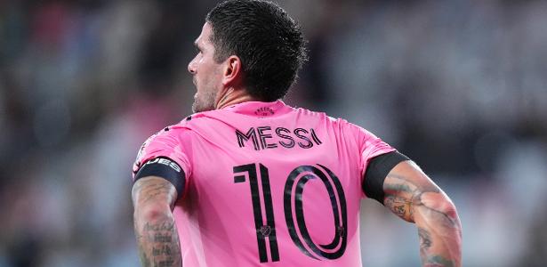 De torcida a De Paul: pai de Messi é homenageado em jogo do Inter Miami