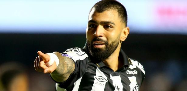 Photo: uol.com.br Gabigol secures Santos comeback win over São Paulo