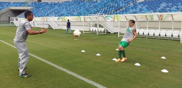 Joan jogou futsal por 20 anos antes de estrear nos gramados pelo Alecrim-RN - Diógenes Baracho/Alecrim FC