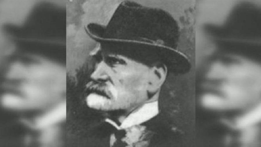 Ebenezer Cobb Morley é conhecido como "pai do futebol moderno" - BBC