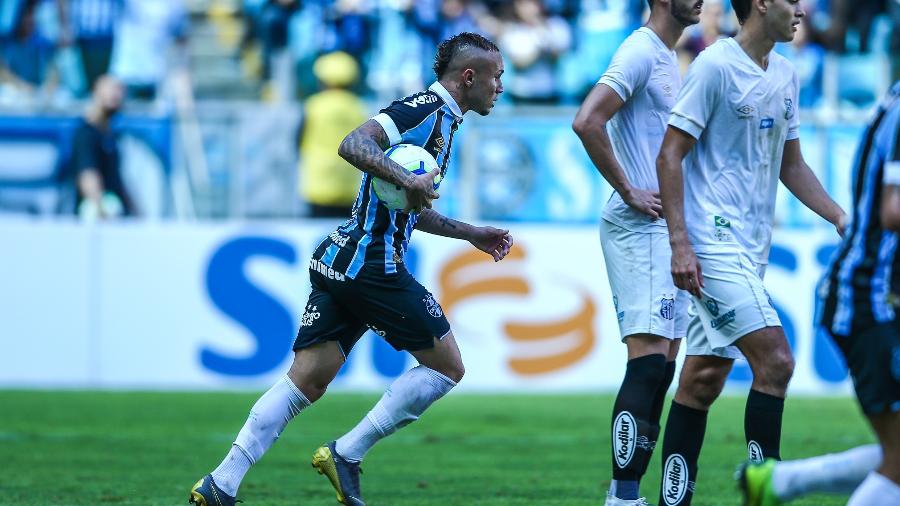 Everton marcou o gol do Grêmio na derrota para o Santos - Lucas Uebel/Grêmio