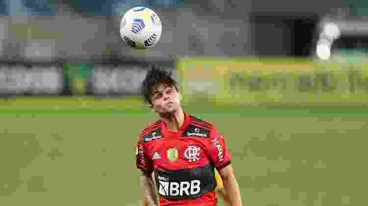 Michael em Cuiabá x Flamengo - Gil Gomes/AGIF - Gil Gomes/AGIF